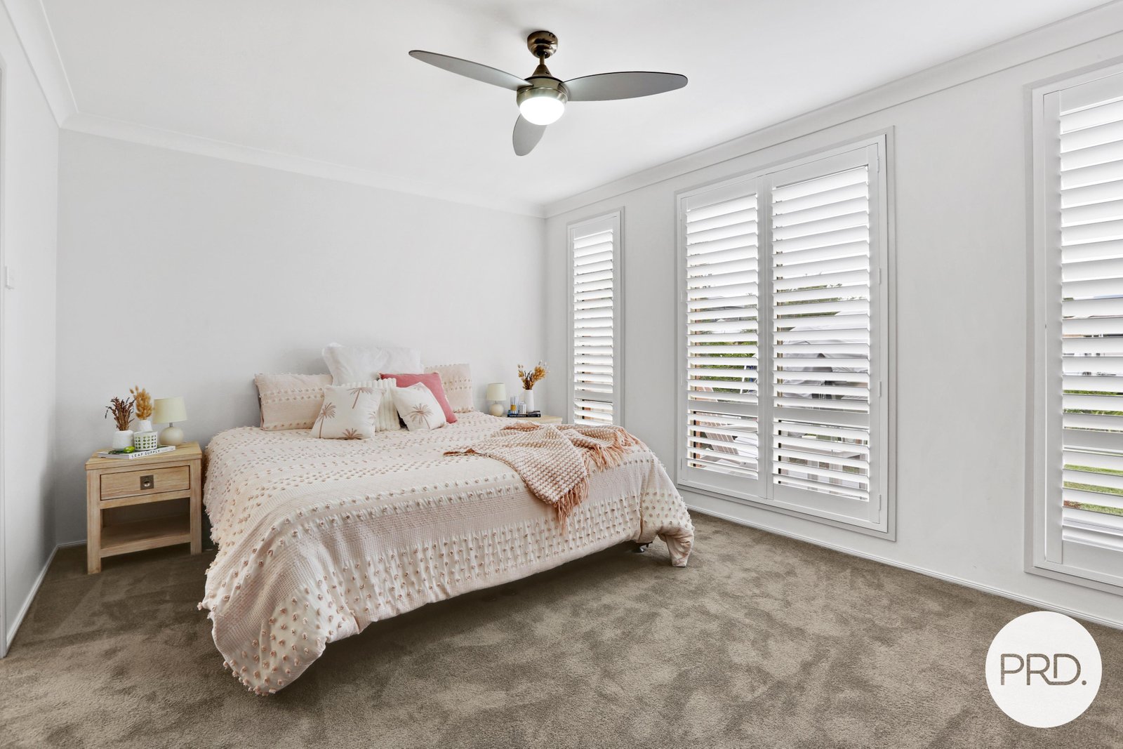 17 Felix Avenue HORSLEY 6