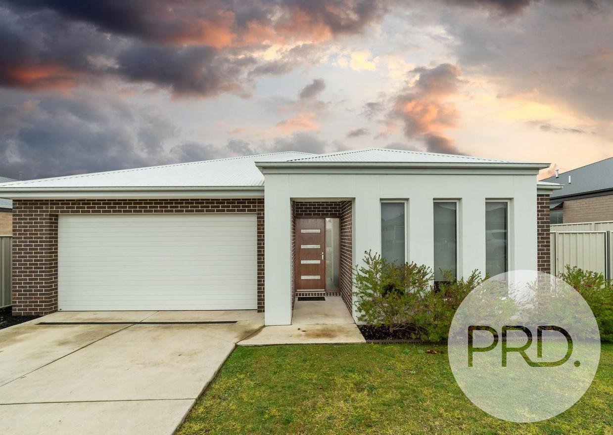 17 Felstead Circuit THURGOONA 1