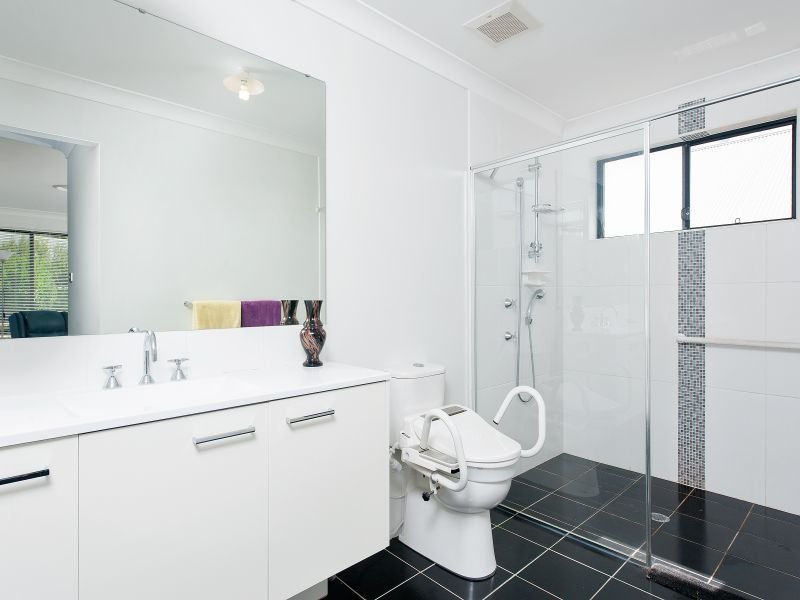 17 Fingal Street NELSON BAY 9