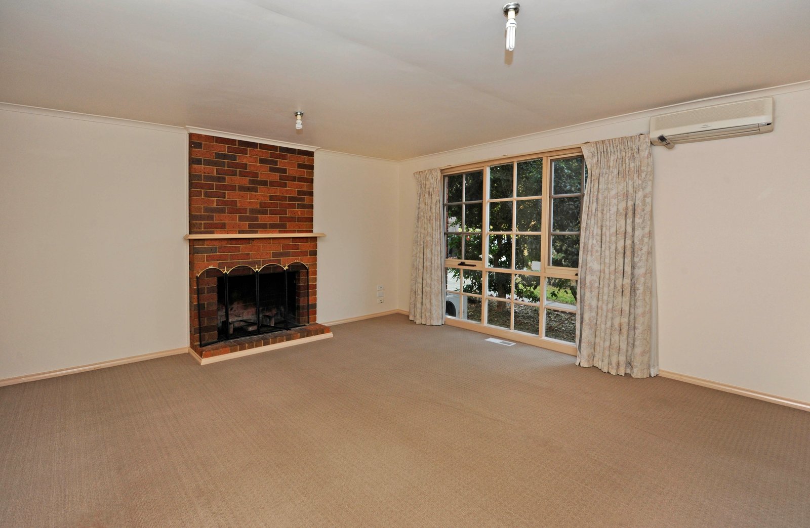 Real Estate and Property in 1/7 Firth Street, Doncaster, VIC