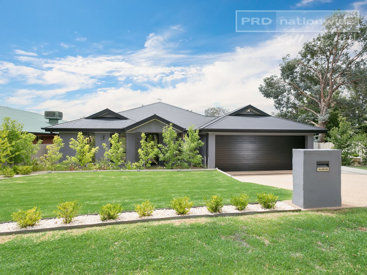 17 Fitzroy Street TATTON 1