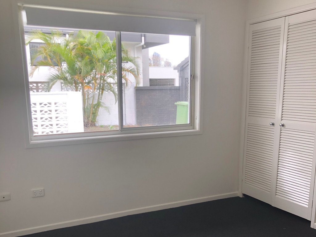 17 Flamingo Key BROADBEACH WATERS 9