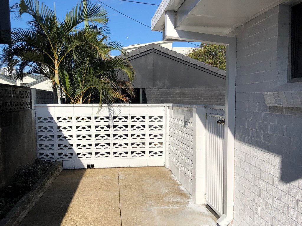17 Flamingo Key BROADBEACH WATERS 13