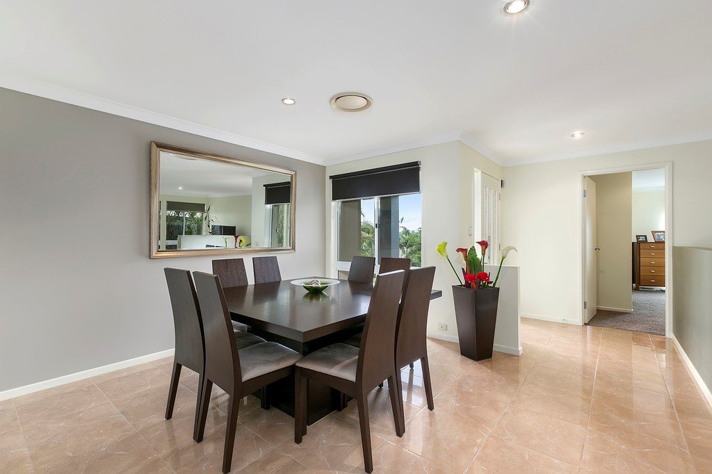17 Foxhill Court CARRARA 8
