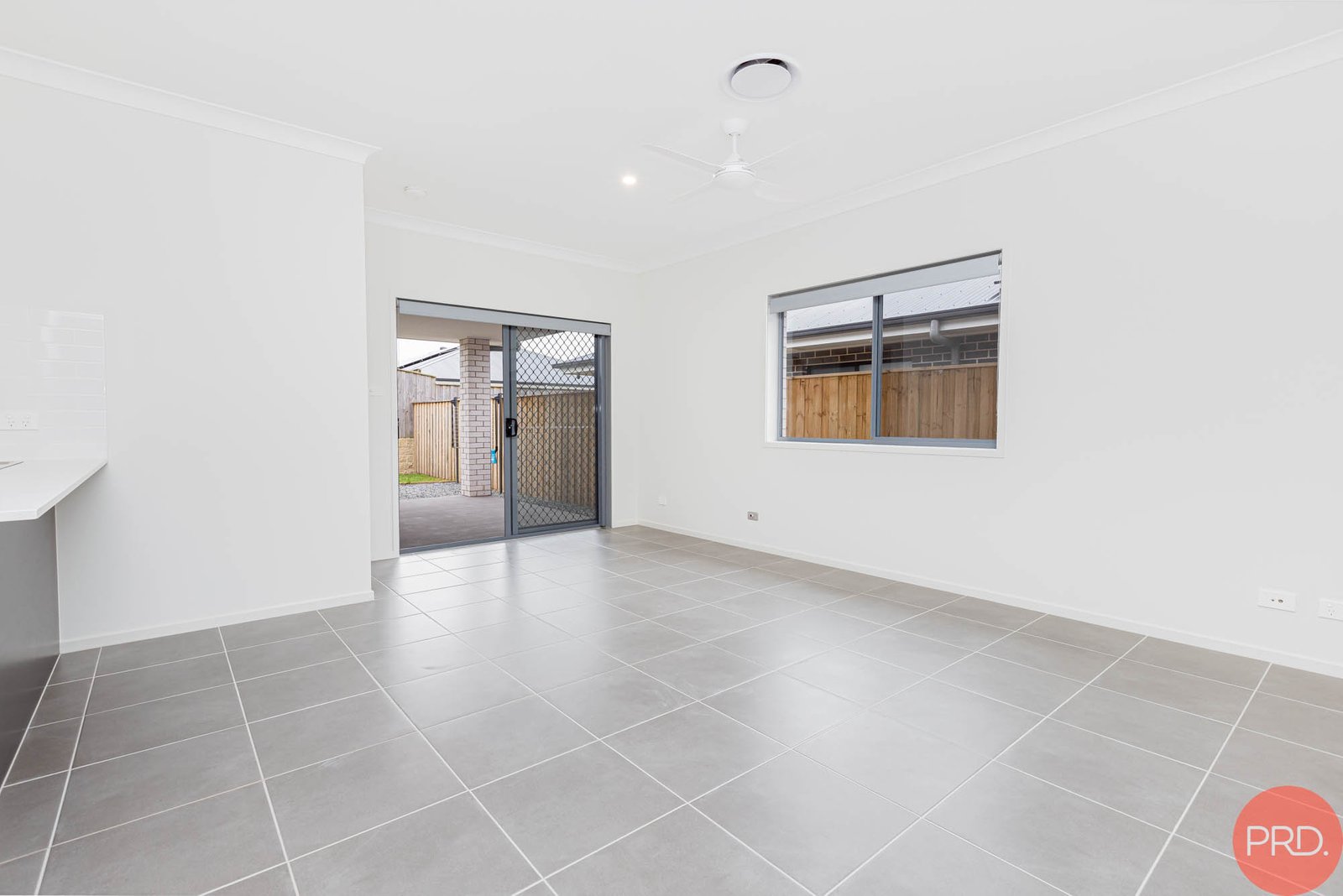 1/7 Garrison Way CHISHOLM 25