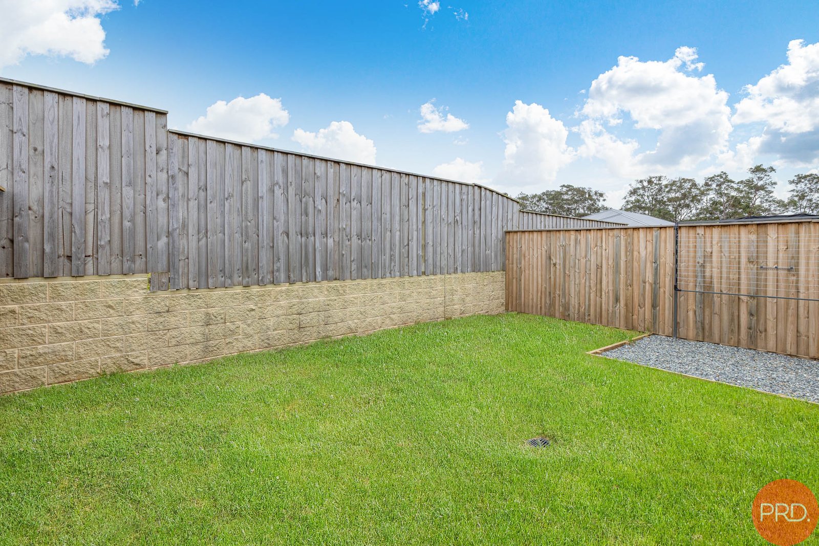 1/7 Garrison Way CHISHOLM 33