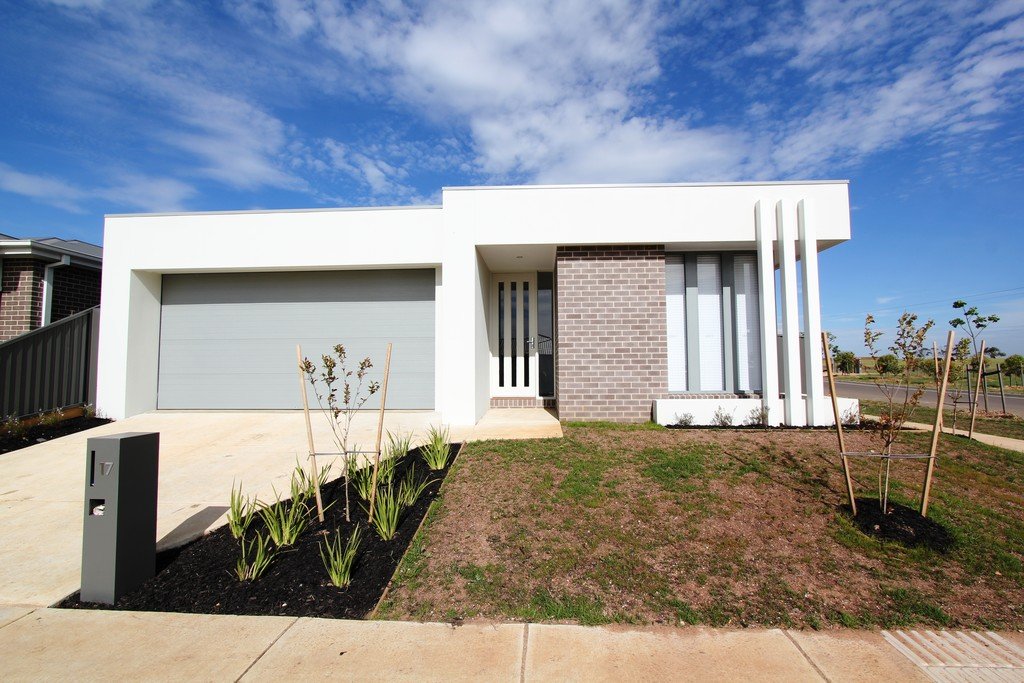 17 Gitsham Street Lucas 1