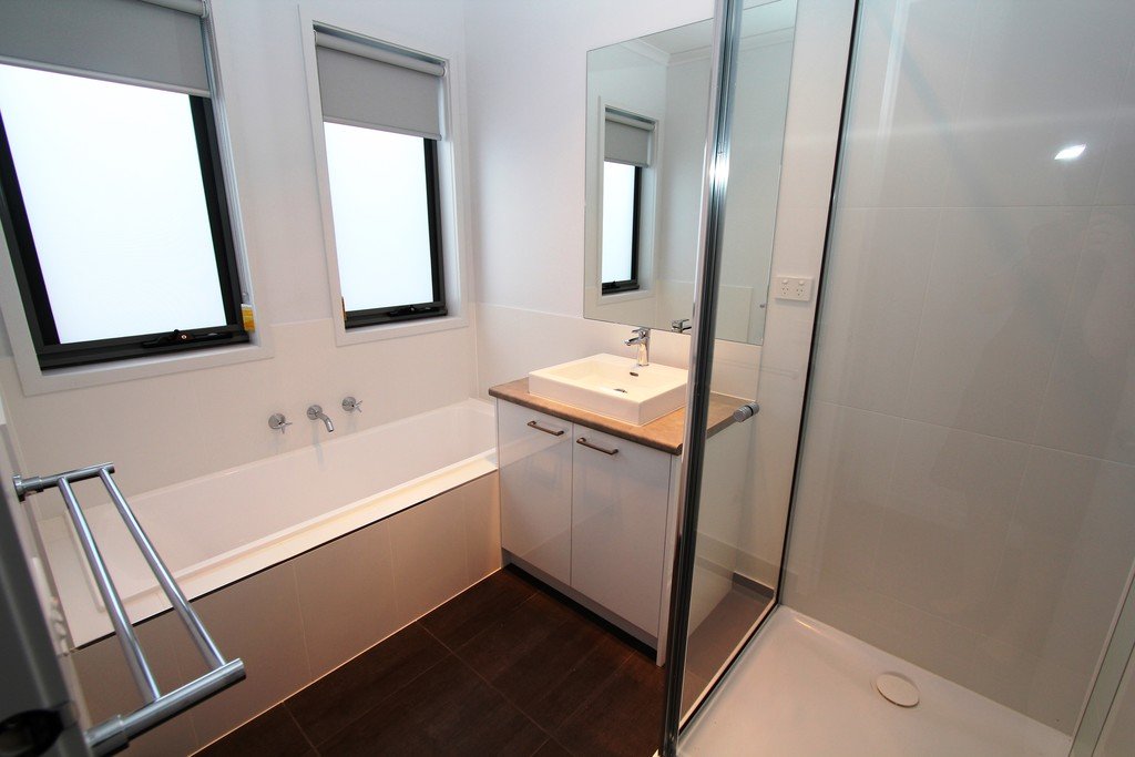 17 Gitsham Street Lucas 6