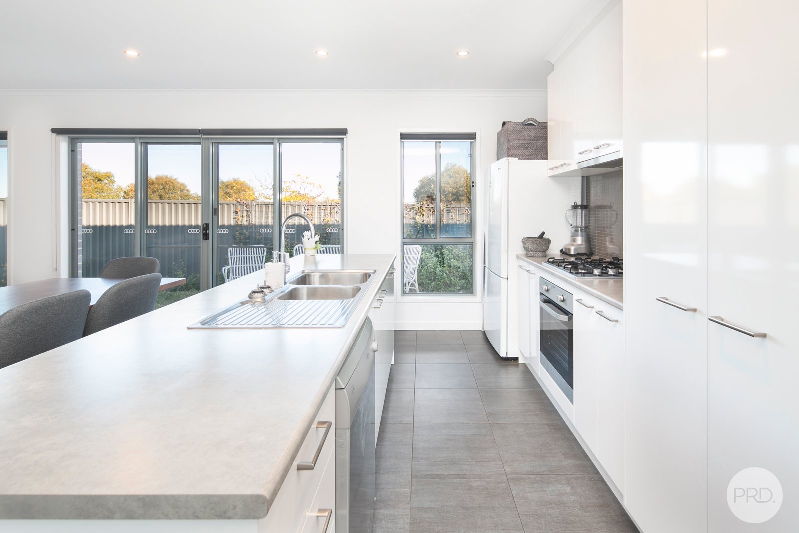 17 Gitsham Street LUCAS 4