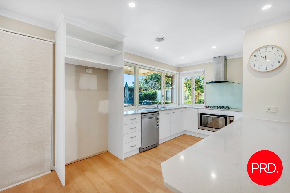 17 Glennie Place QUEANBEYAN WEST 5