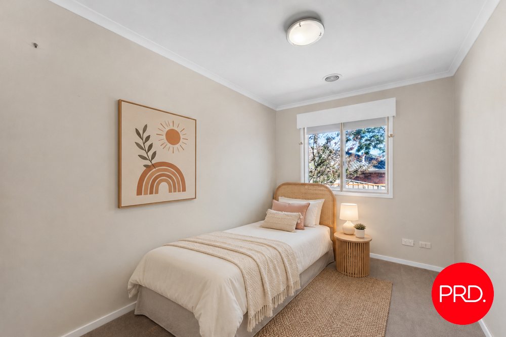 17 Glennie Place QUEANBEYAN WEST 10