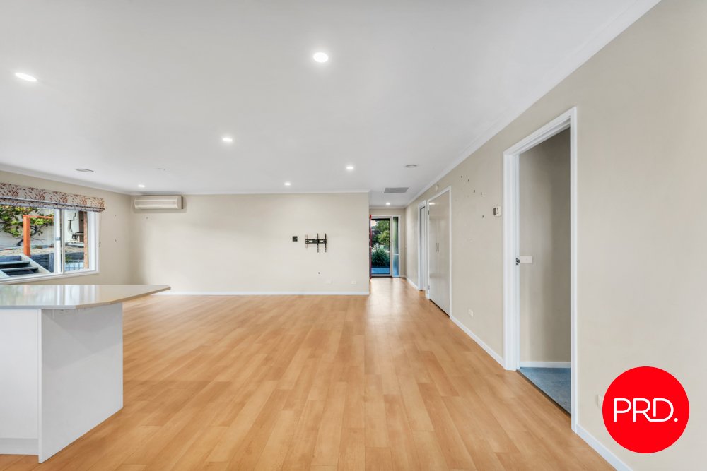 17 Glennie Place QUEANBEYAN WEST 13