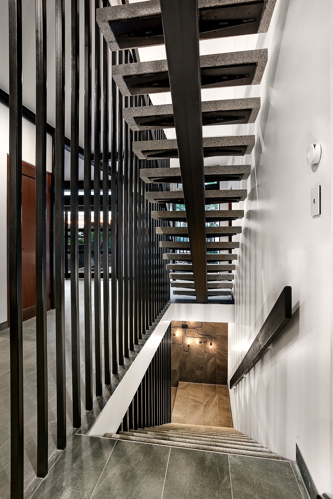 Real Estate and Property in 17 Glenroy Road, Hawthorn, VIC