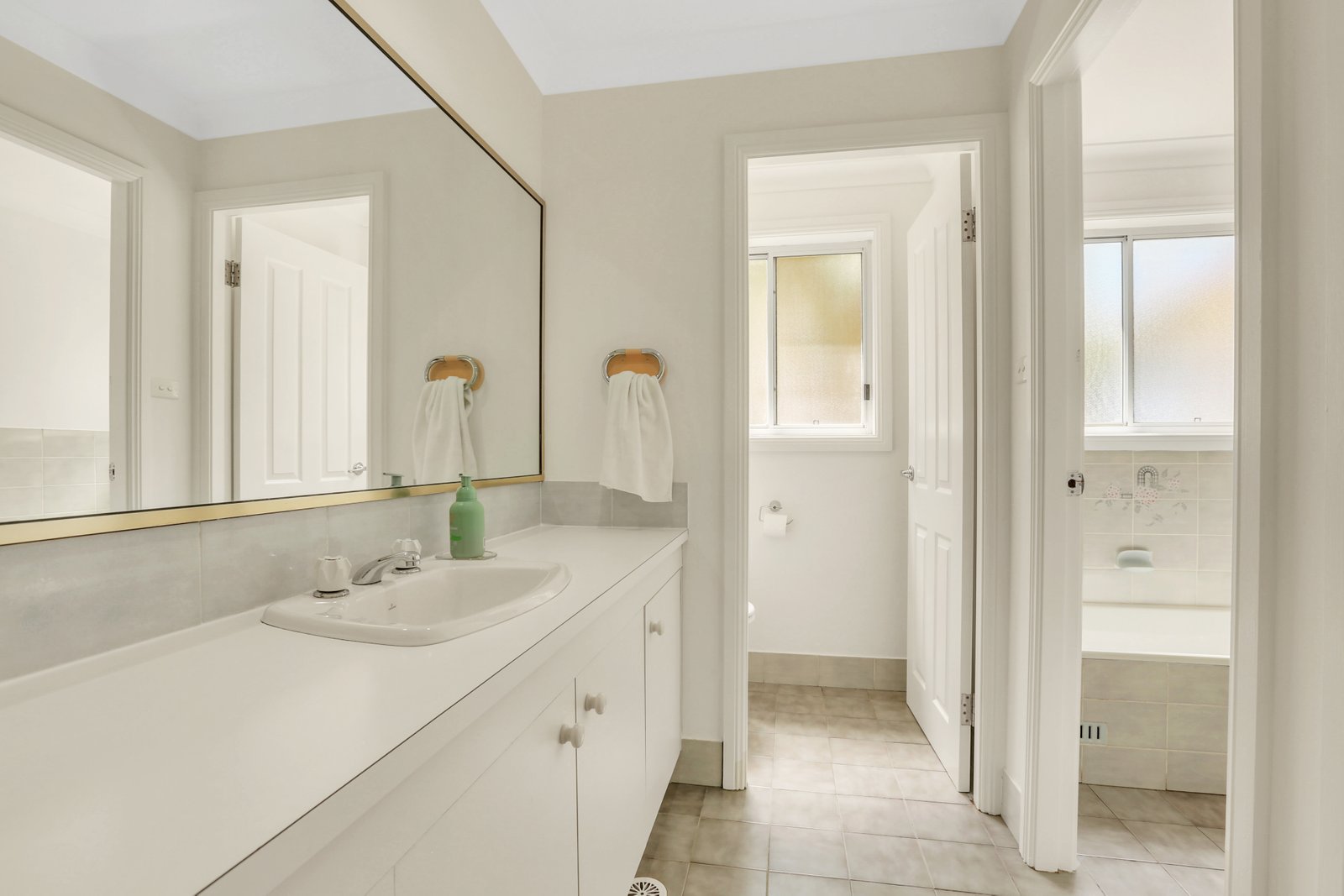 17 Goolagong St  AVONDALE 7