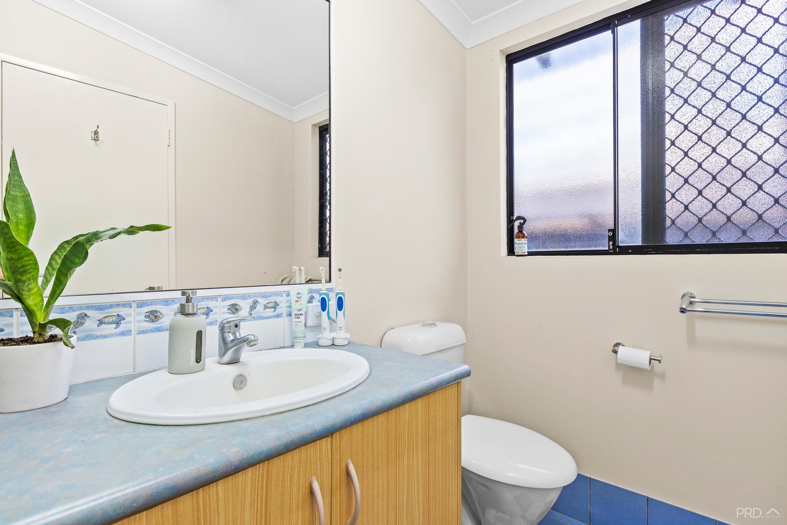 17 Goshawk Loop DJUGUN 16