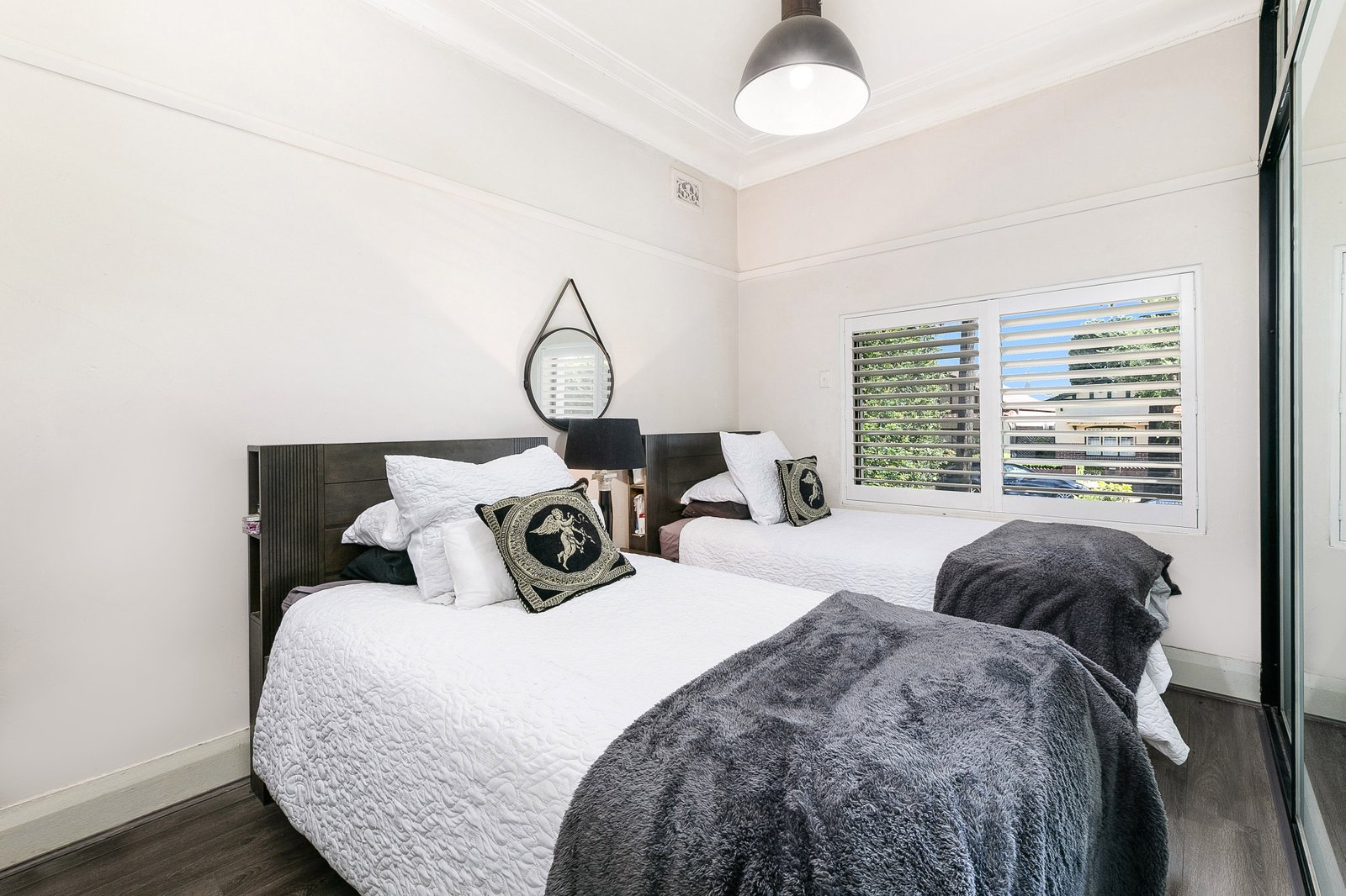 17 Graham Avenue MARRICKVILLE 7