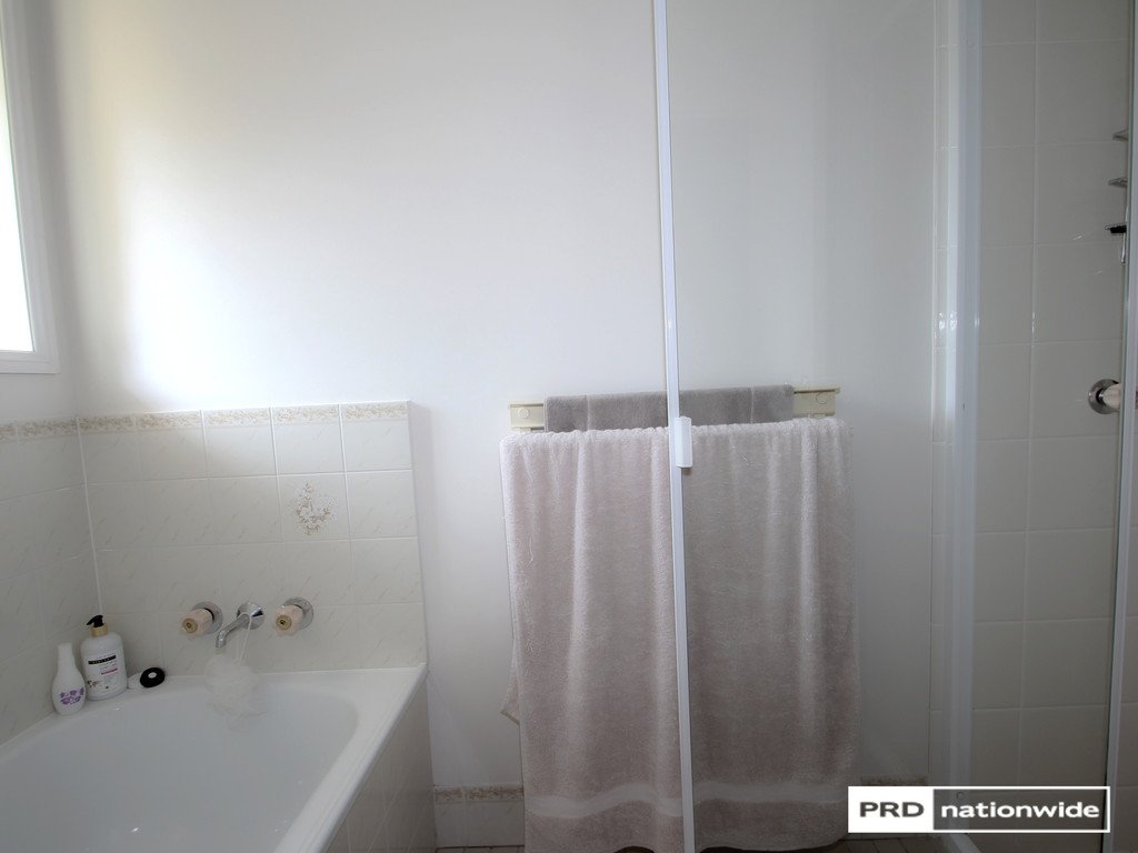 17 Granada Court POINT VERNON 15