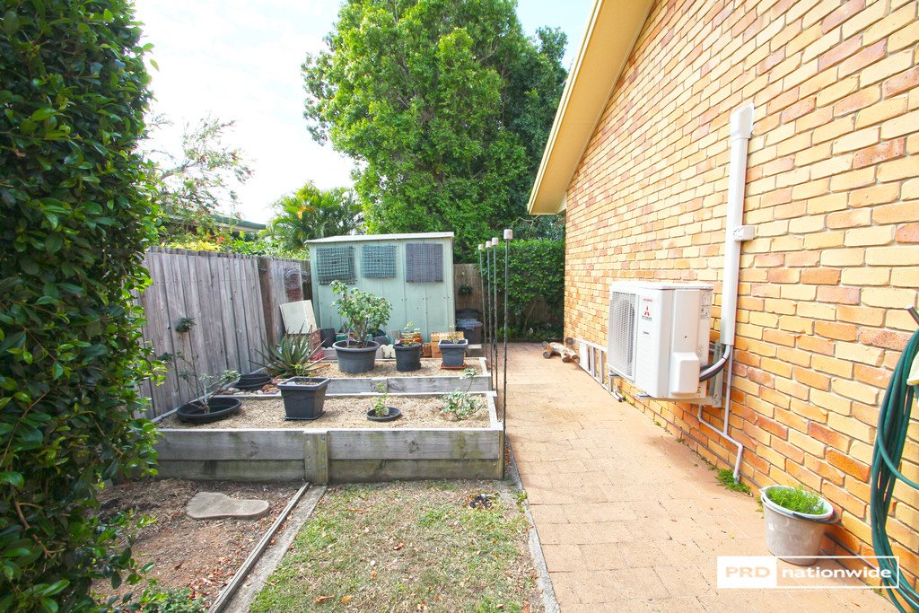 17 Granada Court POINT VERNON 23