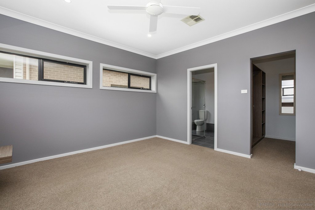 17 Grand Parade RUTHERFORD 17