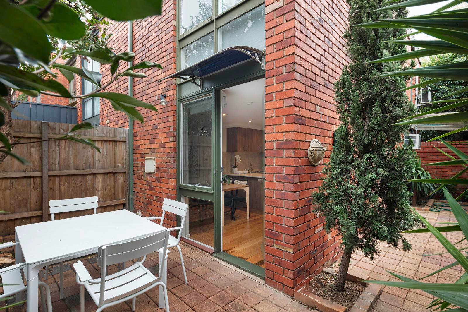 1/7 Grandview Avenue, Maribyrnong VIC 3032