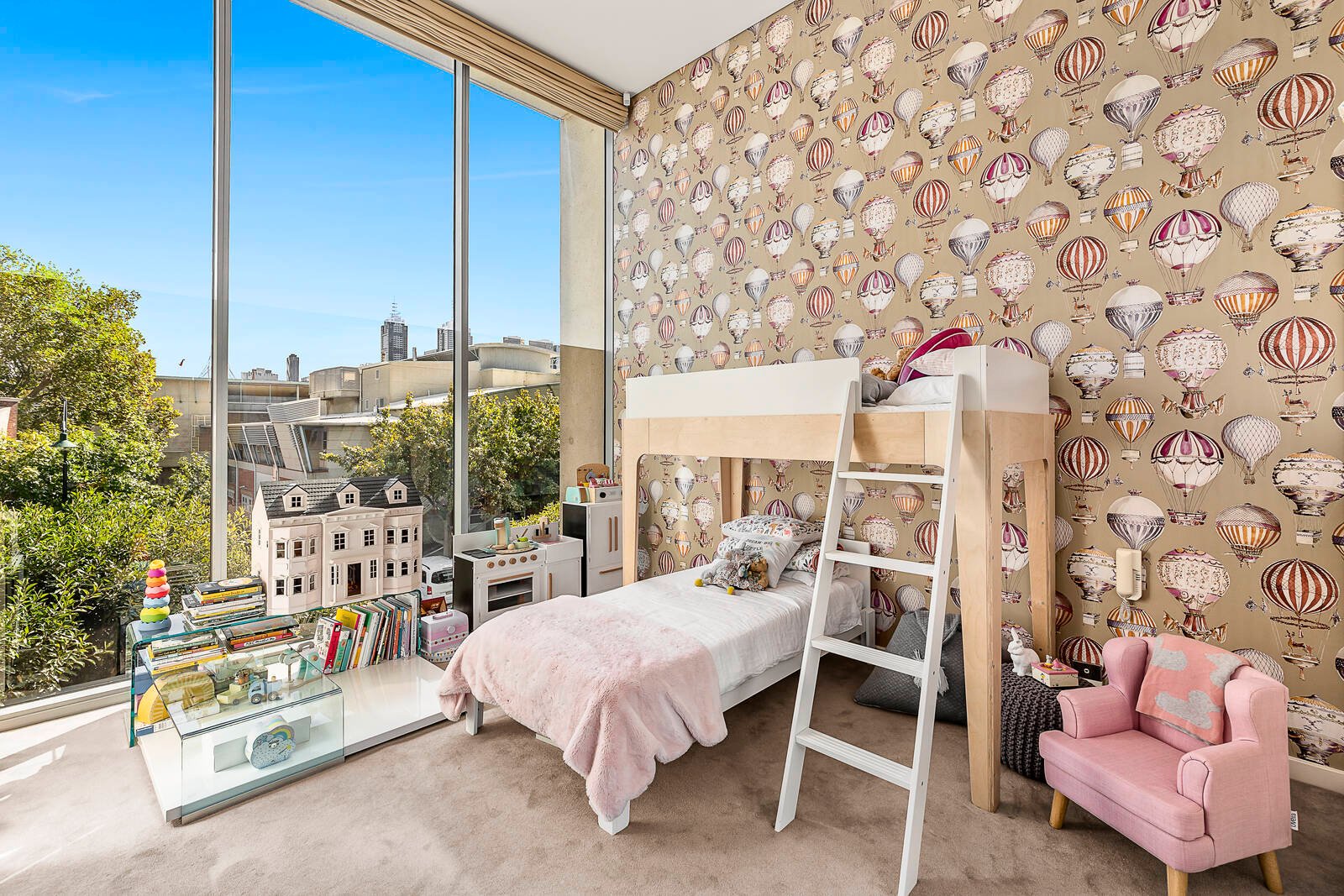 Real Estate and Property in 17 Grant Street, Southbank, VIC