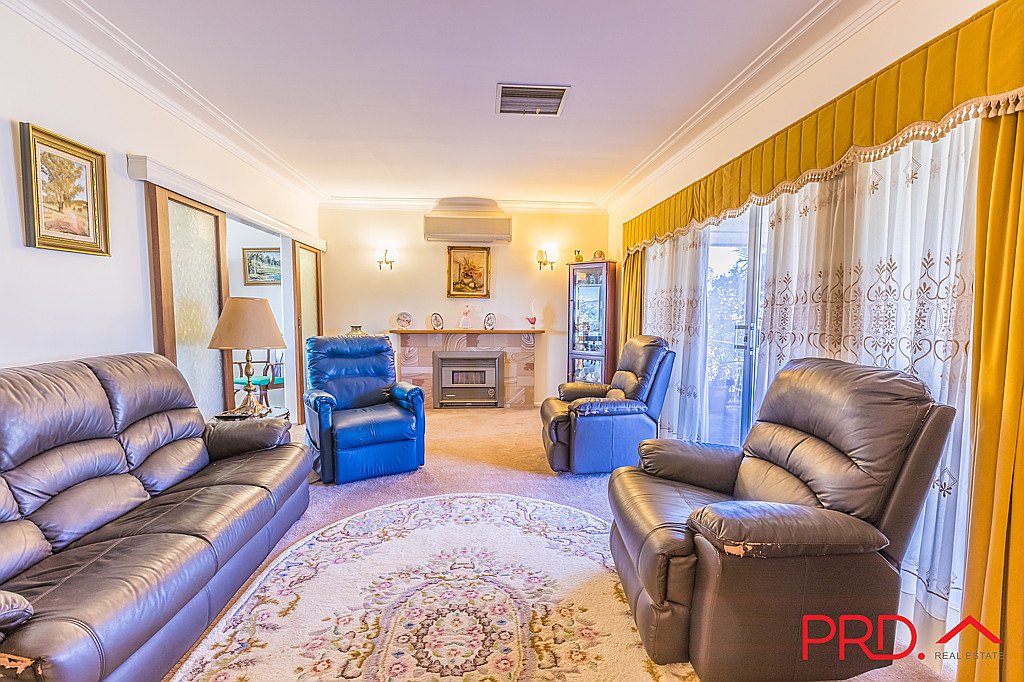 17 Grant Street TAMWORTH 2