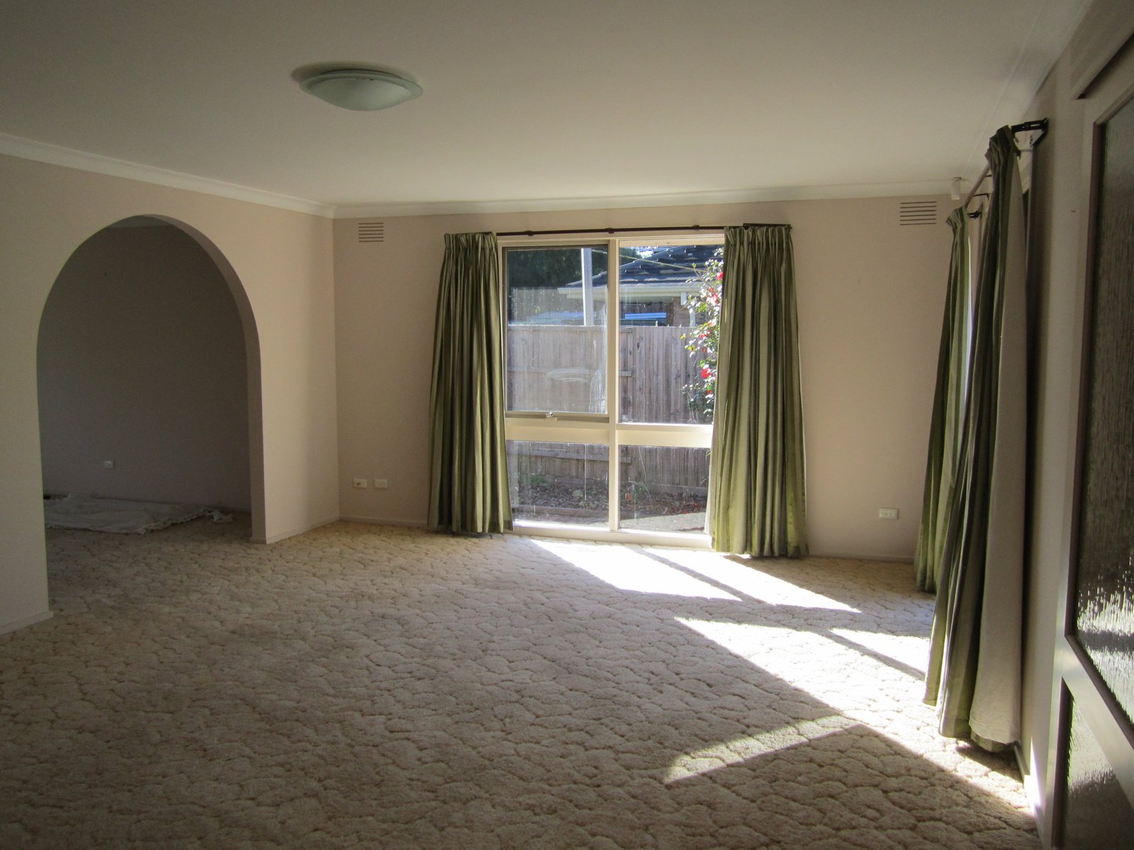 Gallery: 17 Greenwoods Close