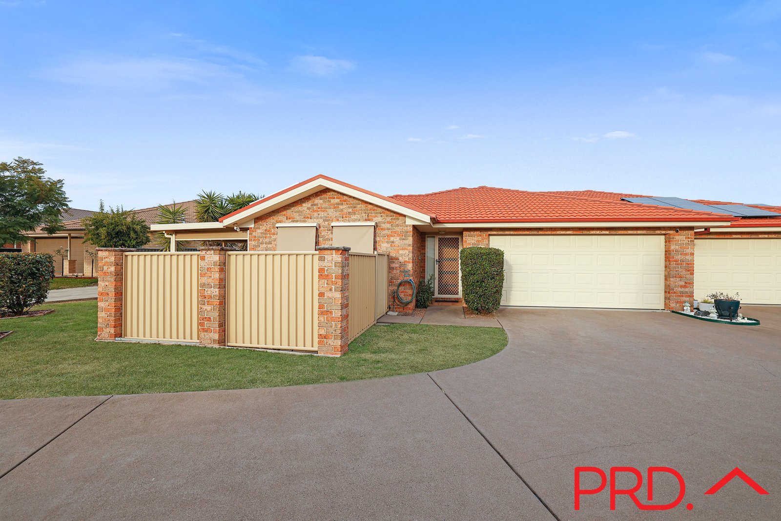 1/7 Gregory Close TAMWORTH 1