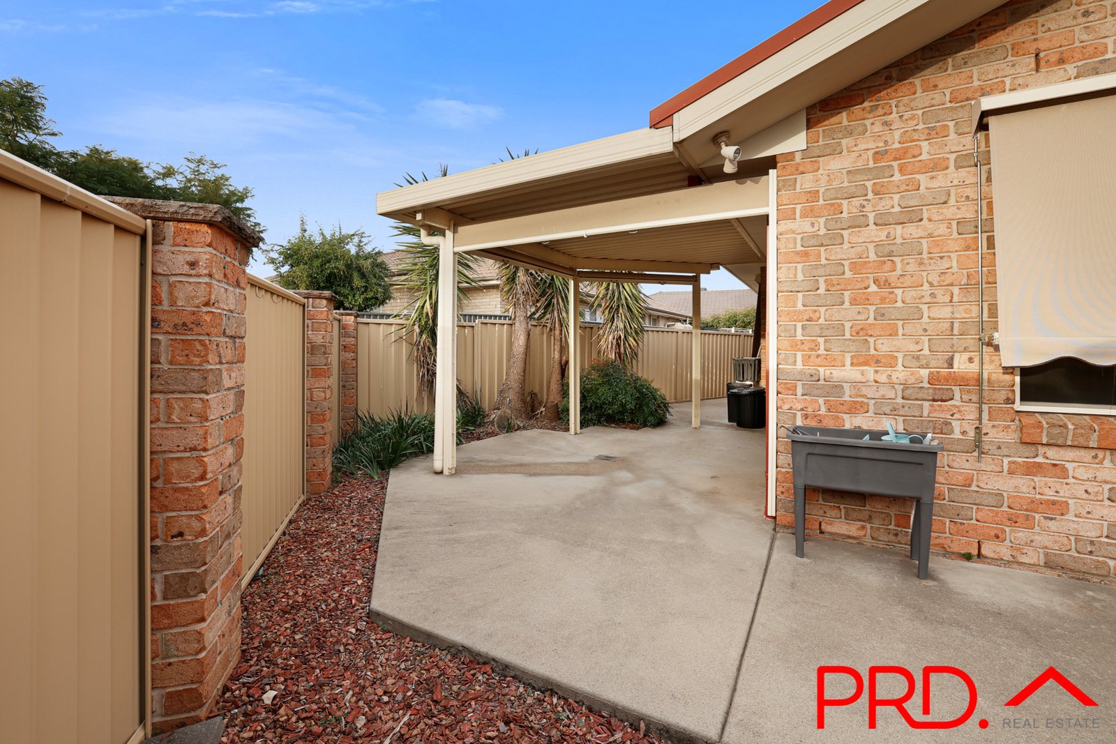 1/7 Gregory Close TAMWORTH 12