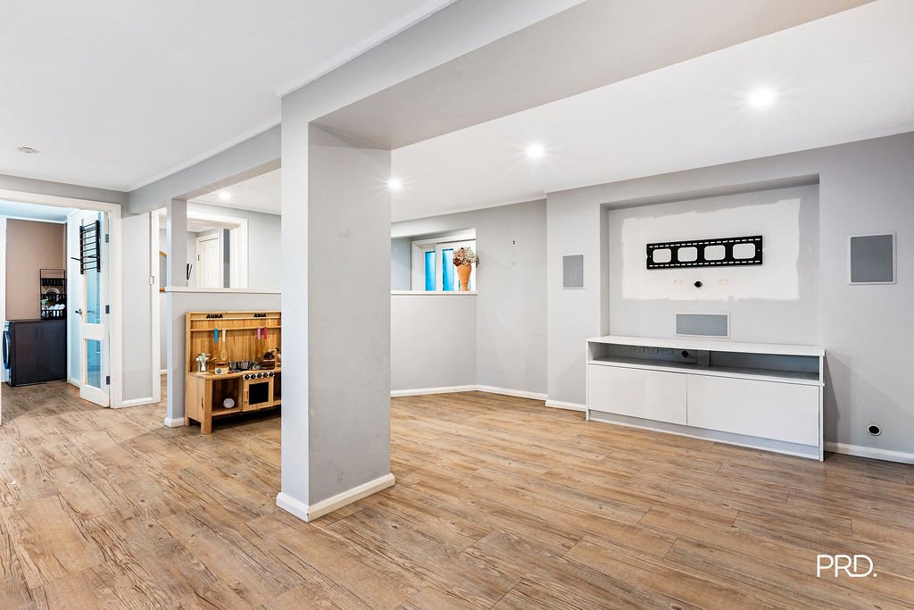17 Griffiths Road MCGRATHS HILL 2