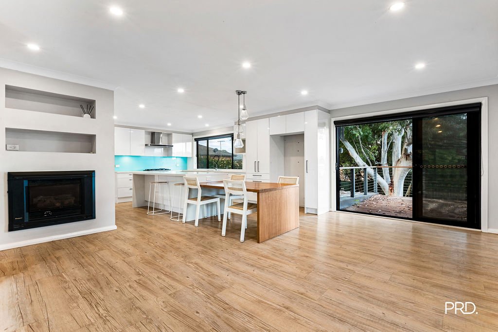17 Griffiths Road MCGRATHS HILL 5