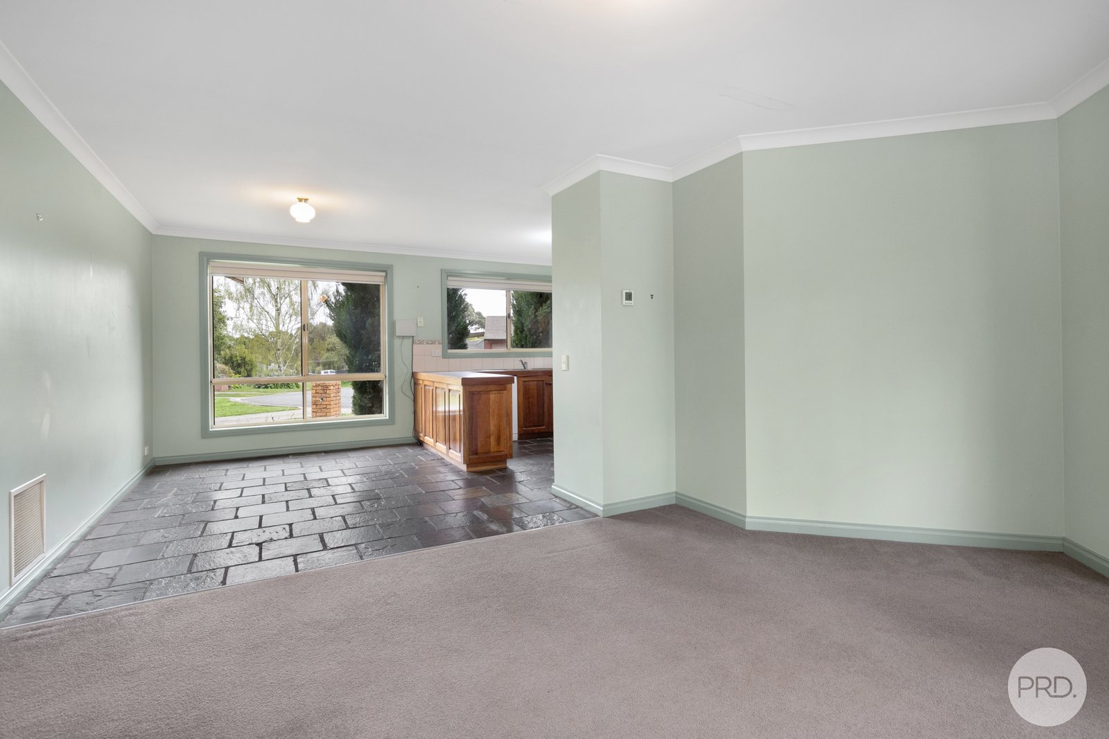1/7 Hakea Court MOUNT HELEN 4