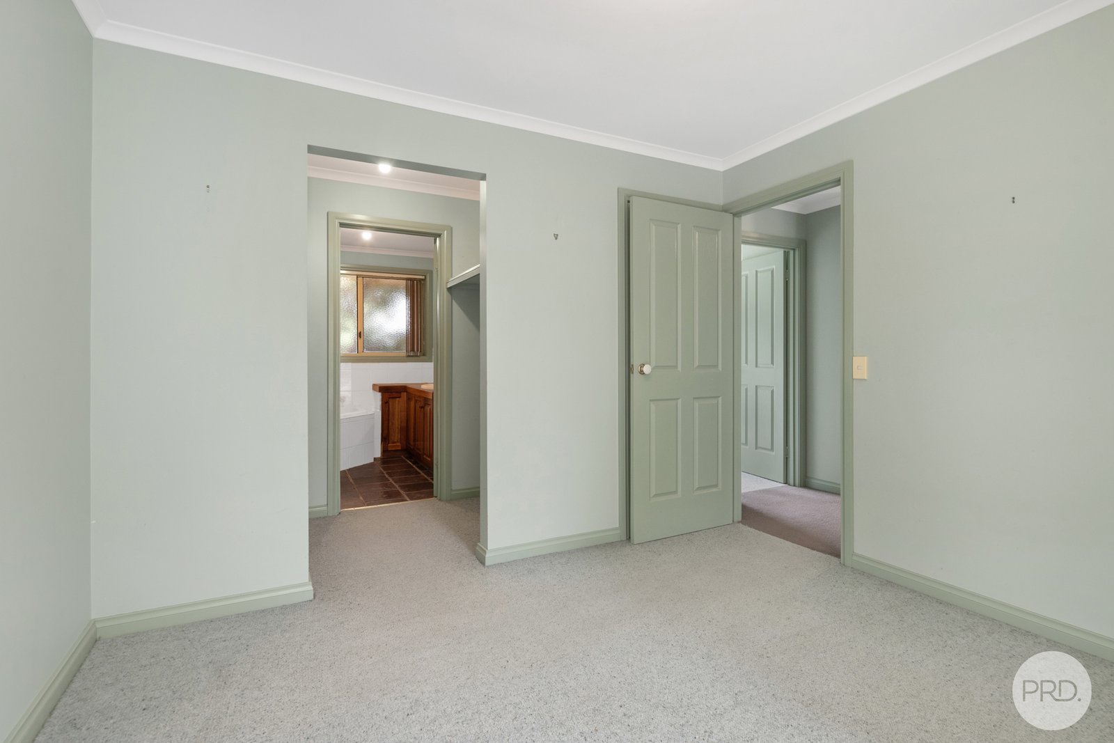 1/7 Hakea Court MOUNT HELEN 6