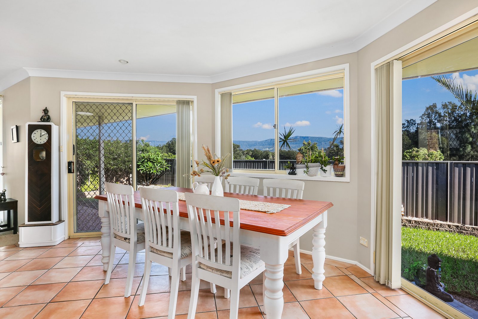 17 Hallam Close KANAHOOKA 2