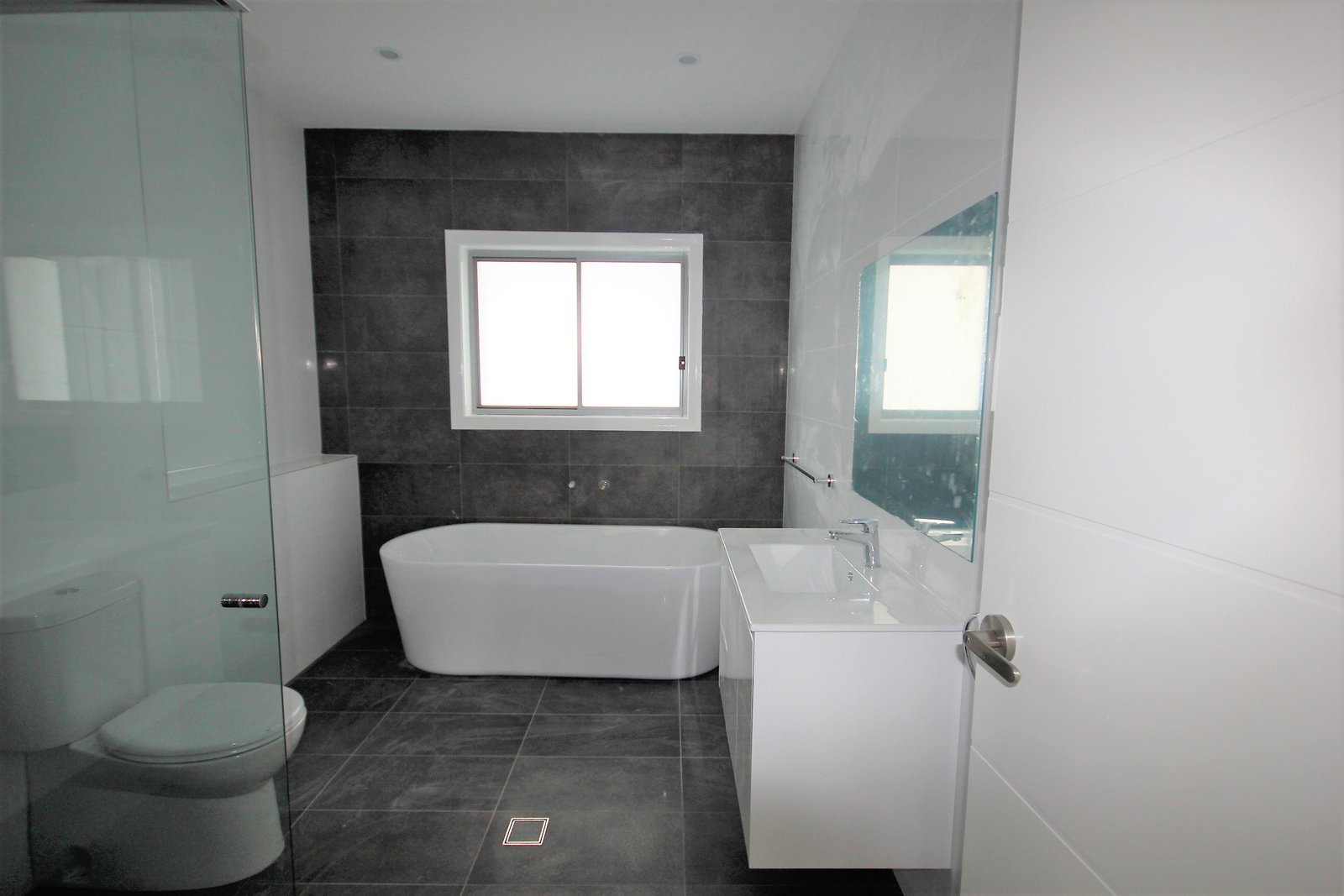 17 Hannans Road RIVERWOOD 4