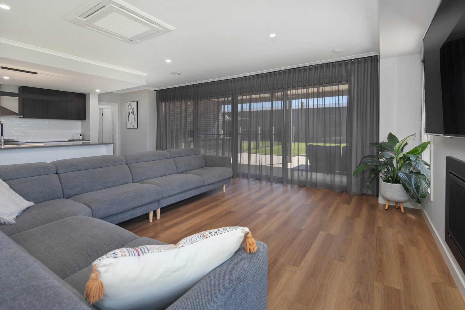 17 Havana Street CARDIGAN 6