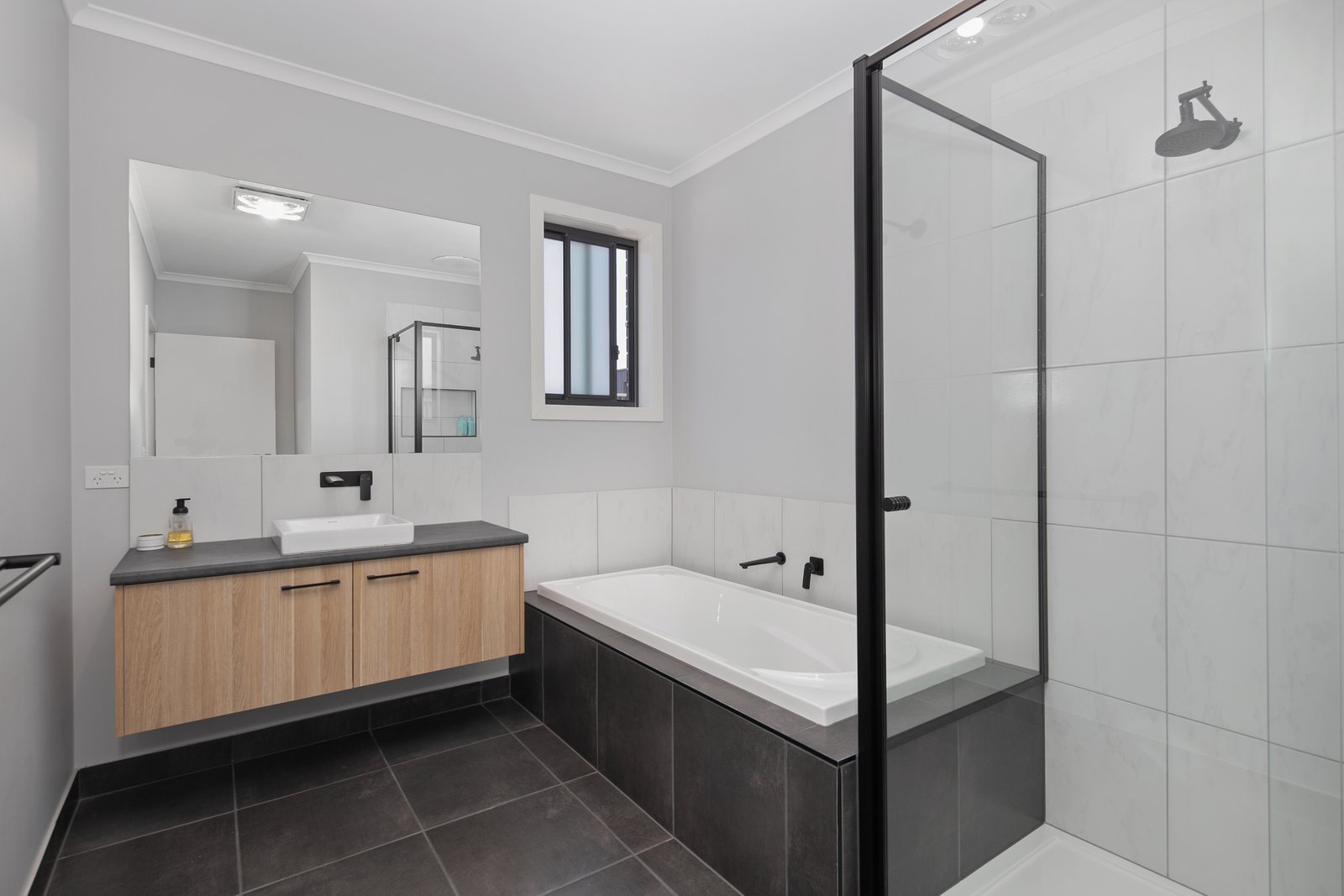 17 Havana Street CARDIGAN 11