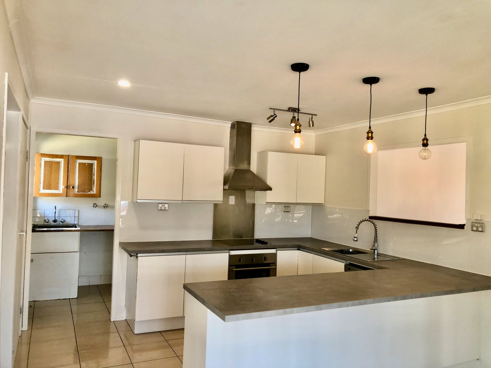 17 Hayes Avenue BOYNE ISLAND 15