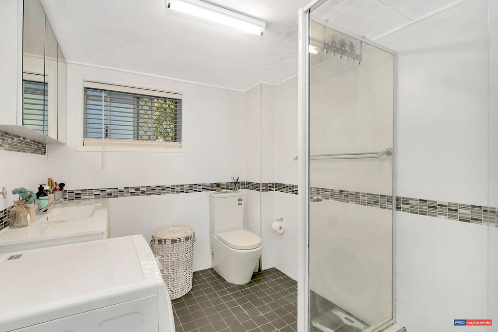 1/7 Hayle Street BURLEIGH HEADS 8
