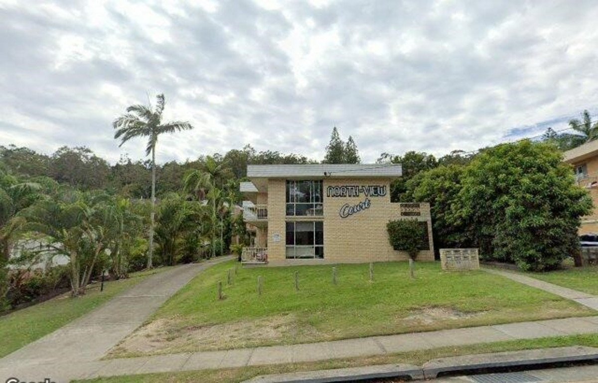 1/7 Hayle Street Burleigh Heads 8