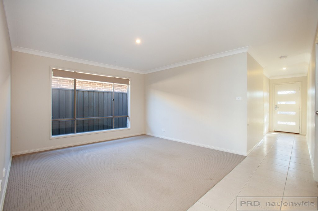 17 Hayworth Street RUTHERFORD 2