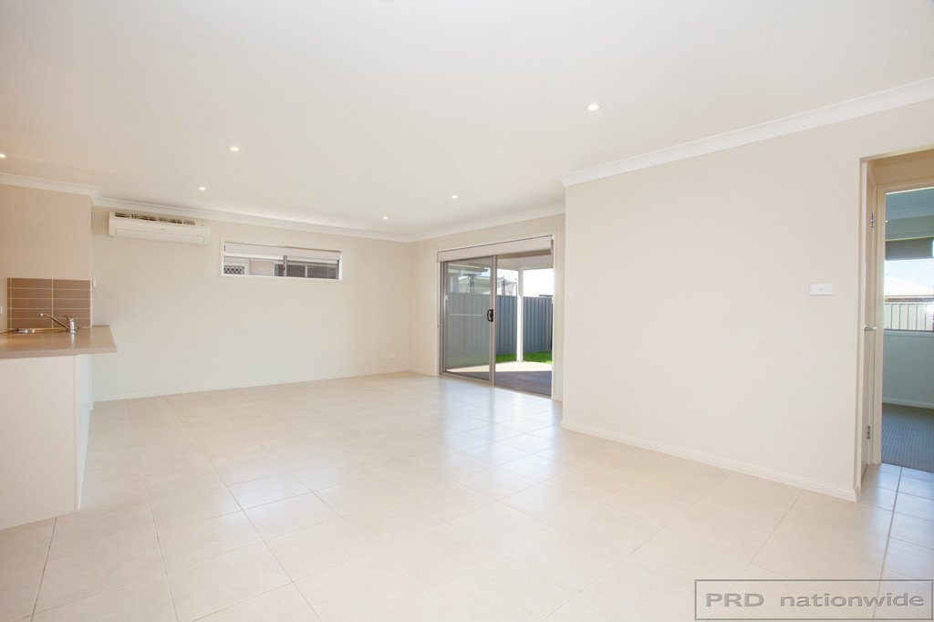 17 Hayworth Street RUTHERFORD 8