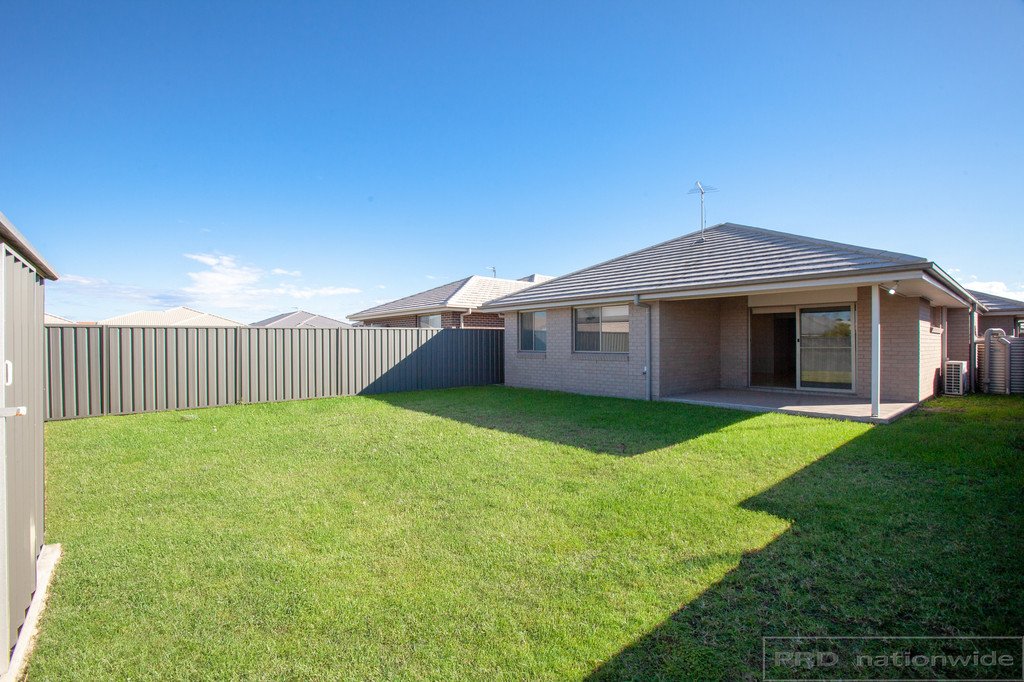 17 Hayworth Street RUTHERFORD 12