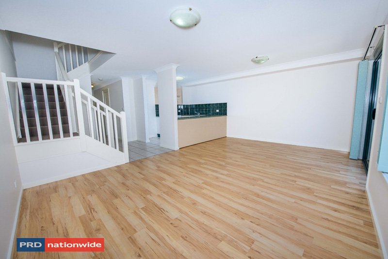 1/7 Helm Close SALAMANDER BAY 4