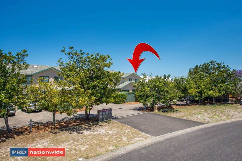 1/7 Helm Close SALAMANDER BAY 2