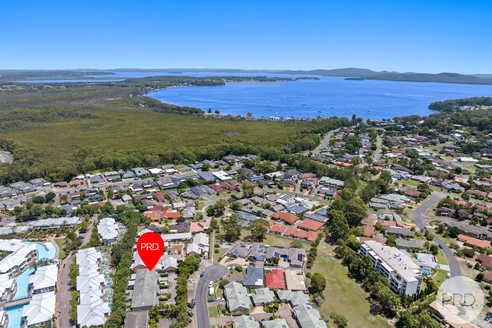 1/7 Helm Close SALAMANDER BAY 2