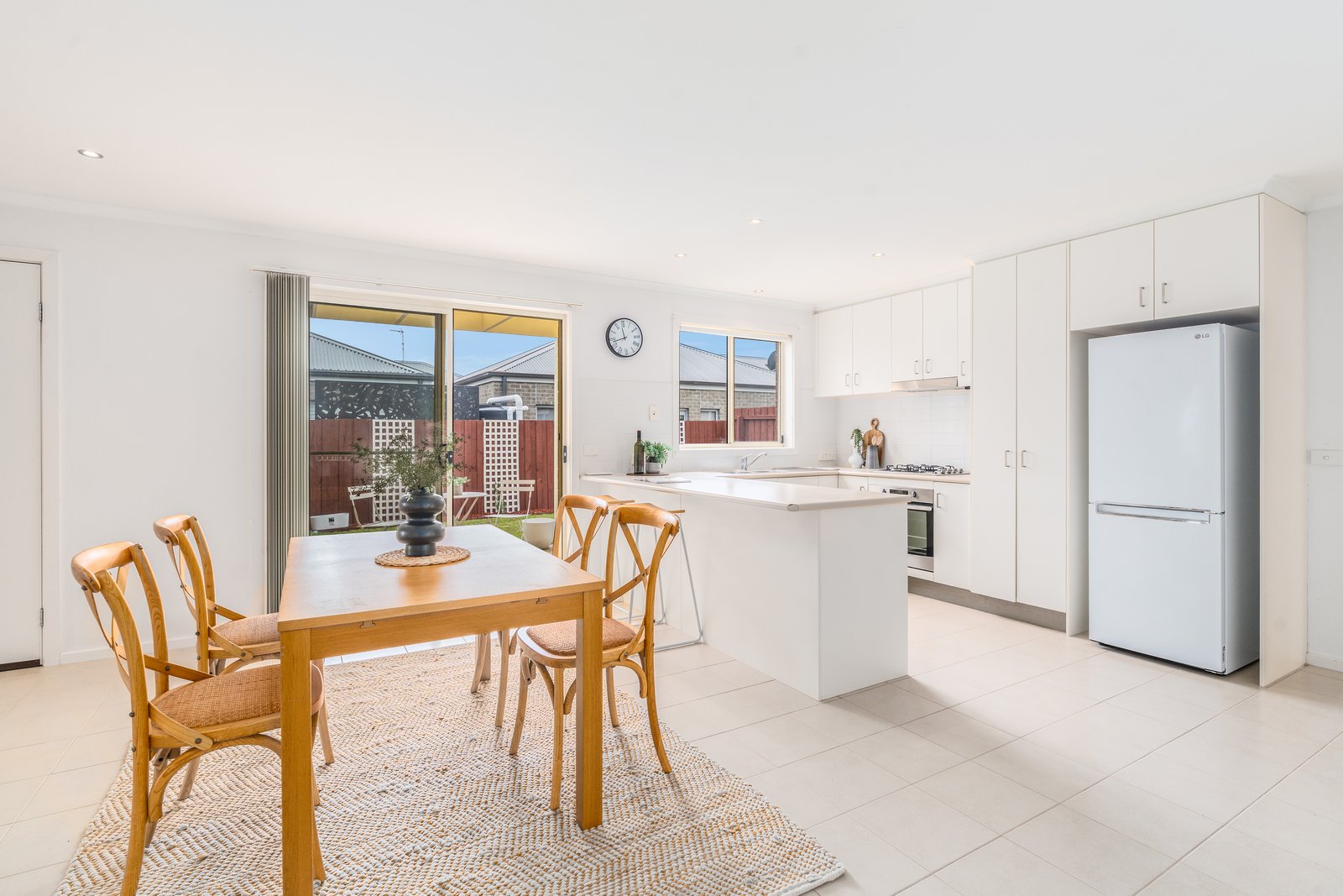 Gallery: 1/7 Helms Street
