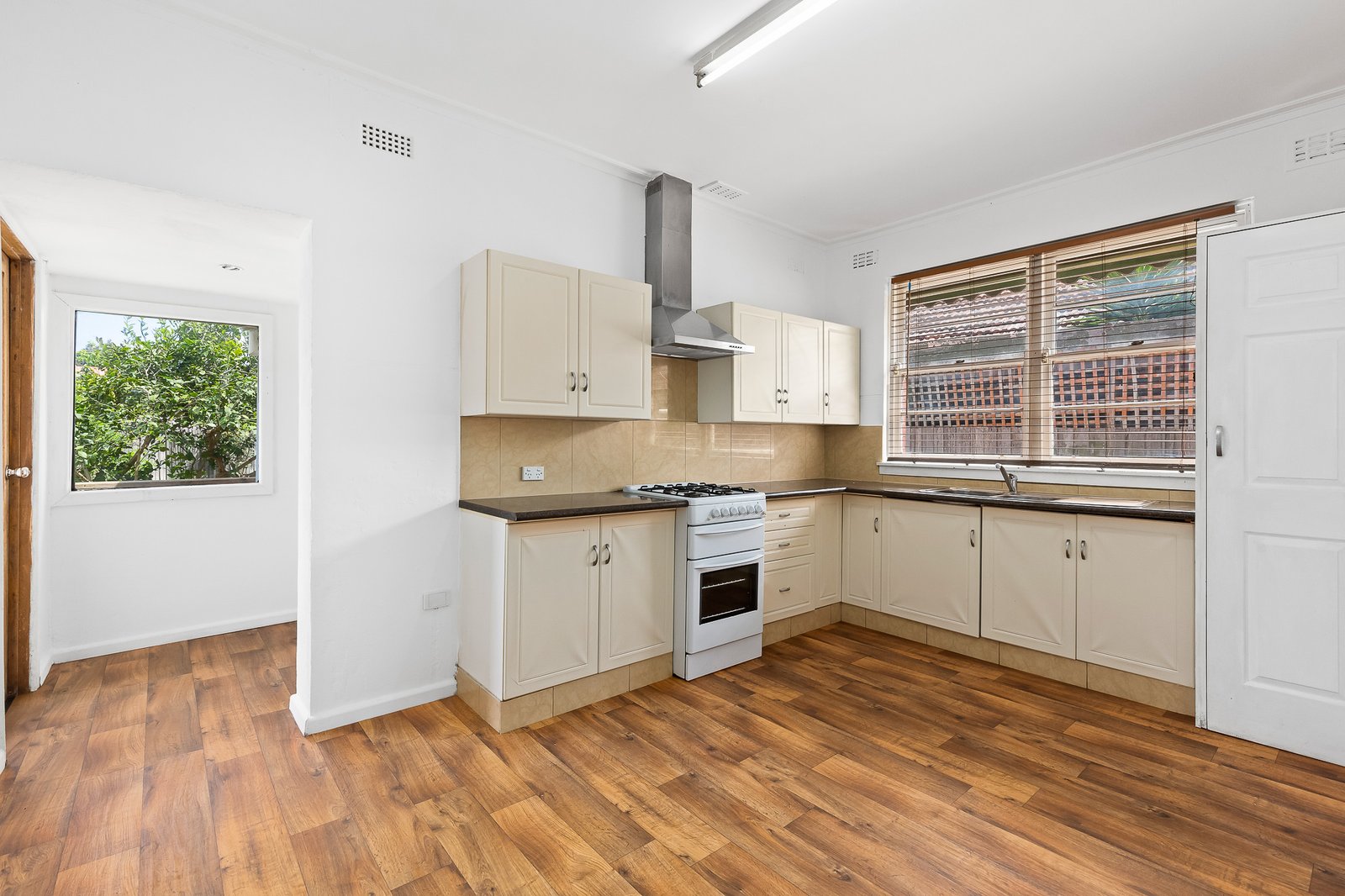 Gallery: 17 Henry Street