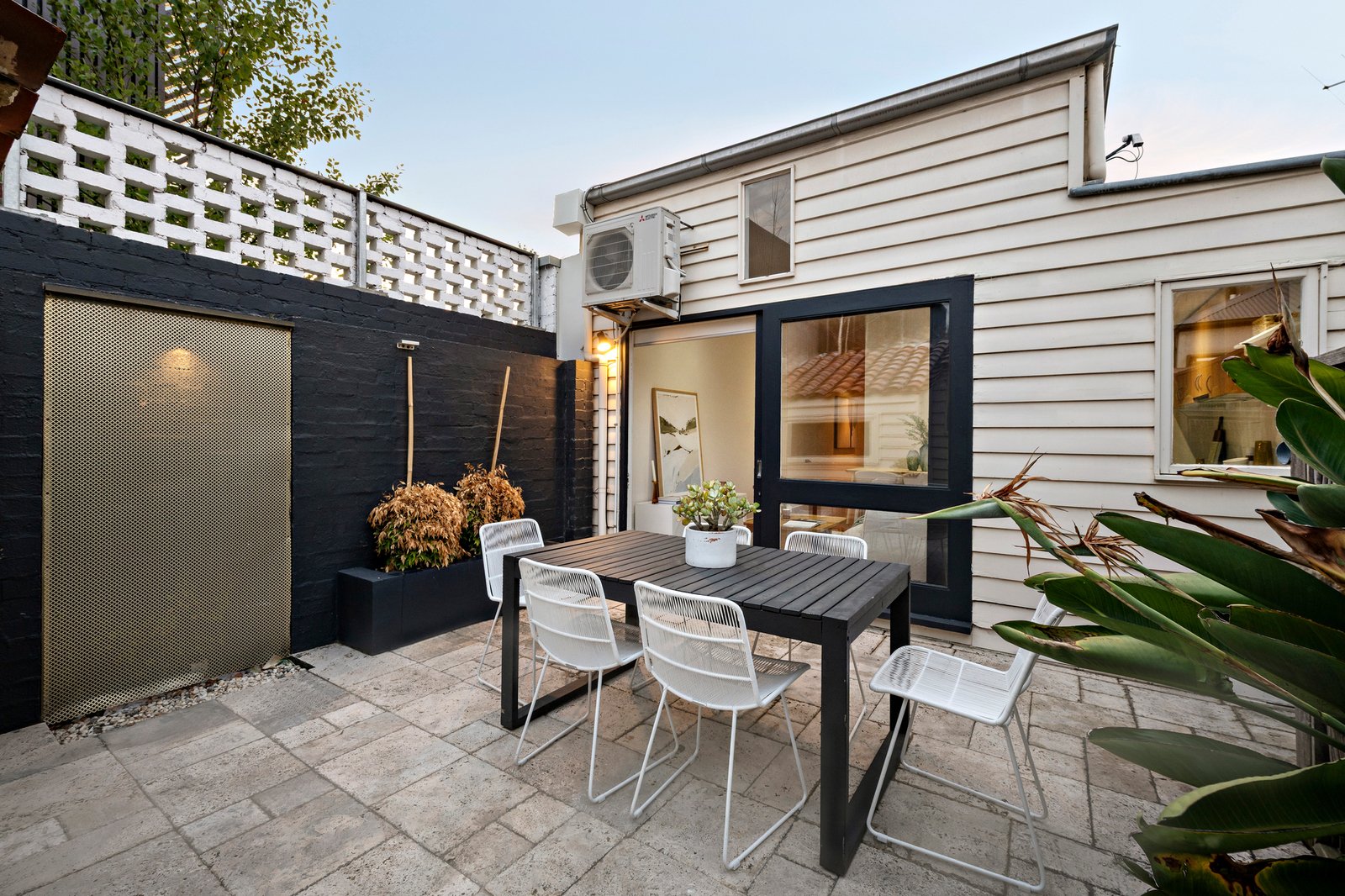 17 Herbert Place, Albert Park, 3206