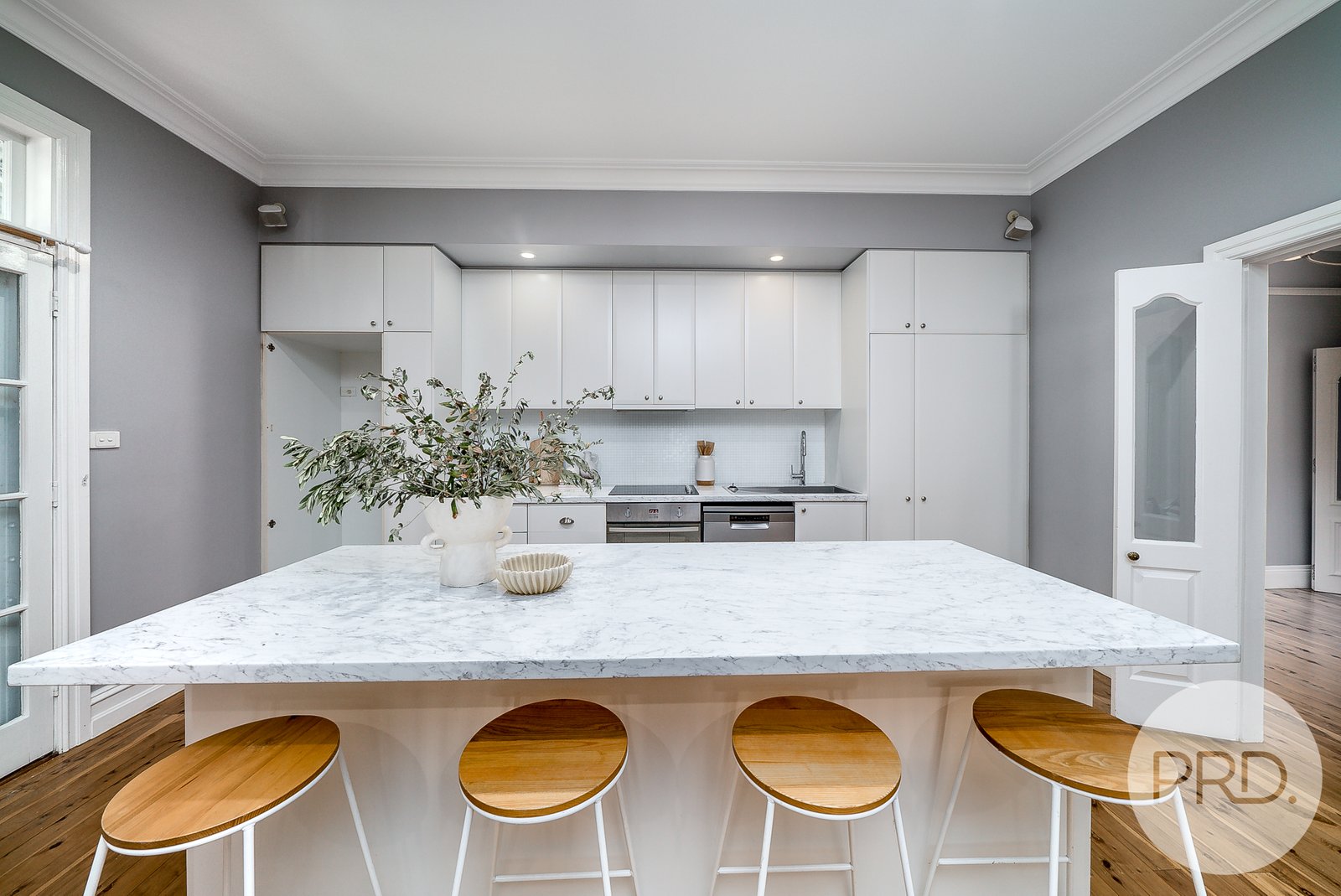 17 Hill Street TURVEY PARK 6